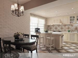 以放鬆為原則的中間調設計，打造紓壓療癒空間_視覺圖