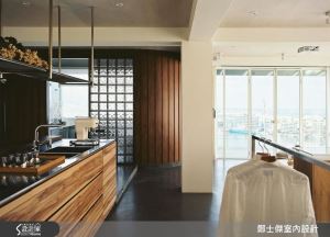 動線為主導破解舊格局　生活煥然一新_視覺圖