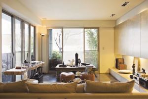 佈置隨四季變化 服裝設計師陳季敏的家_視覺圖