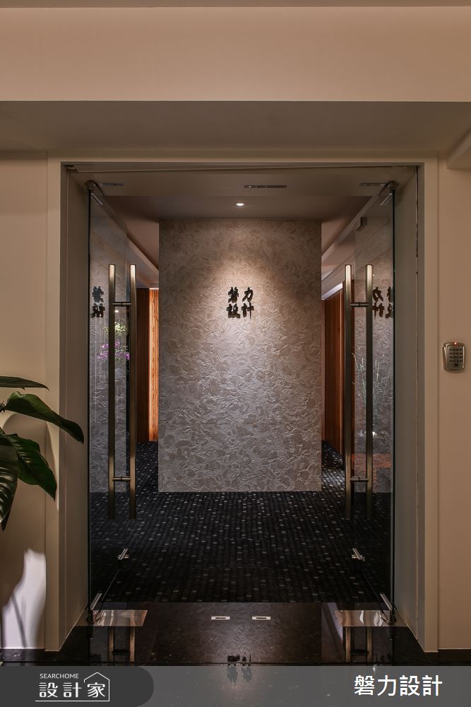 55坪老屋(31~40年)＿現代風商業空間案例圖片＿Keystone design 磐力設計＿磐力_磐力辦公室之1