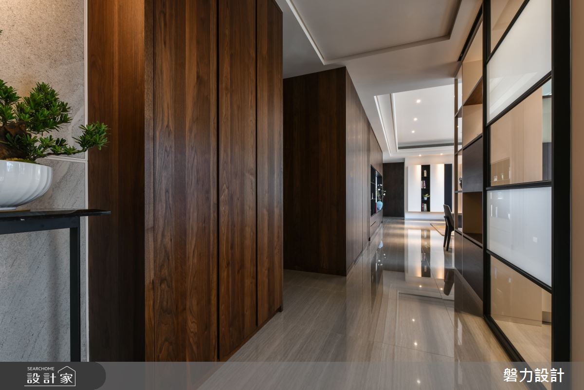 110坪新成屋(5年以下)＿現代風走廊案例圖片＿Keystone design 磐力設計＿磐力_沐光.嶼之8