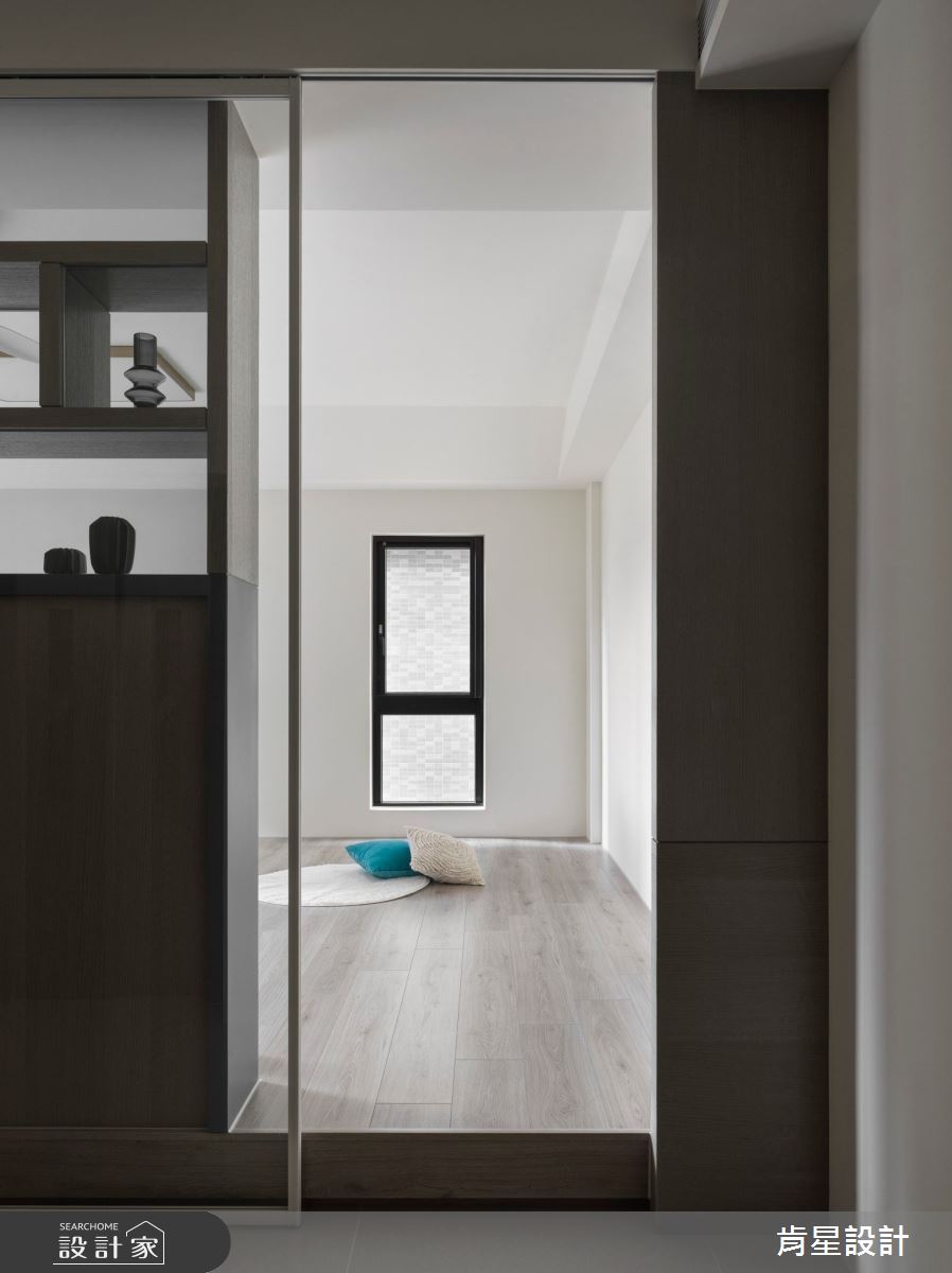 95坪新成屋(5年以下)＿輕奢風多功能室案例圖片＿肯星設計＿肯星_23線光Line Light之25