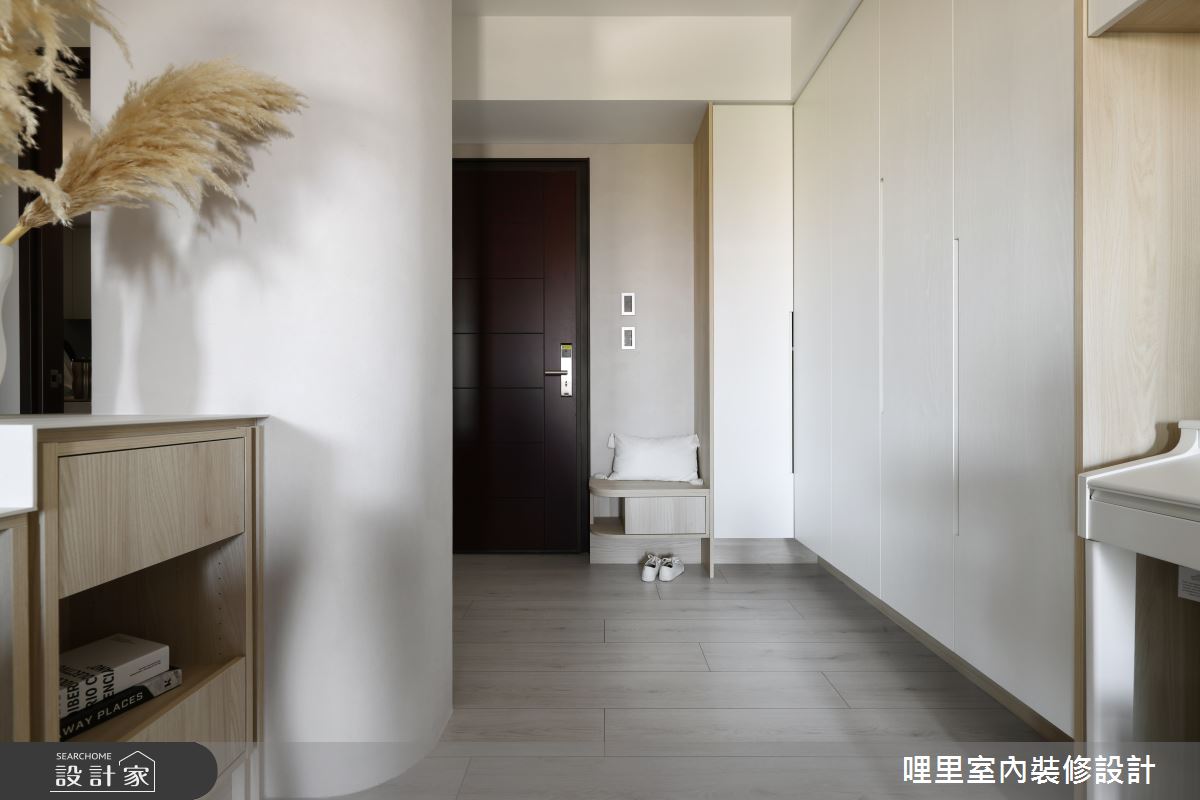 33坪新成屋(5年以下)＿簡約風玄關案例圖片＿哩里室內裝修設計有限公司＿哩里_20之5