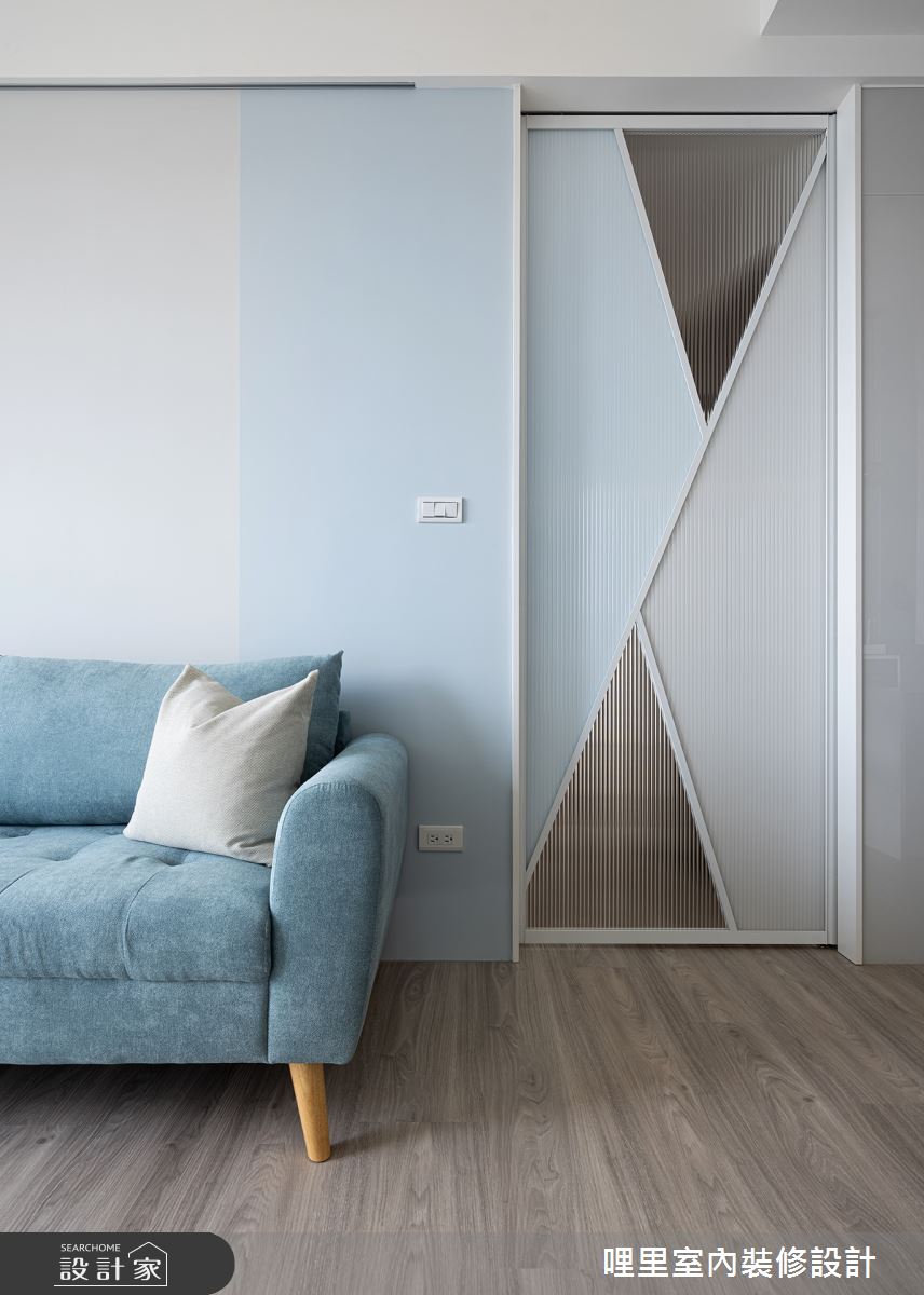 15坪預售屋＿現代簡約風客廳案例圖片＿哩里室內裝修設計有限公司＿哩里_27之16