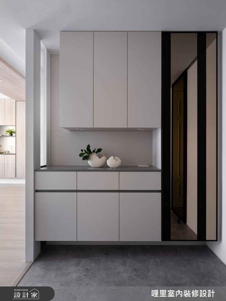 29坪中古屋(5~15年)＿現代風玄關案例圖片＿哩里室內裝修設計有限公司＿哩里_41.溫暖時光之1