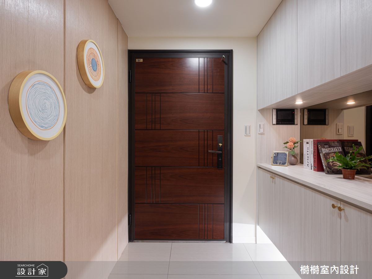 新成屋(5年以下)＿混搭風玄關案例圖片＿榯榯創作空間設計有限公司＿榯榯_布拉格奶茶之4292