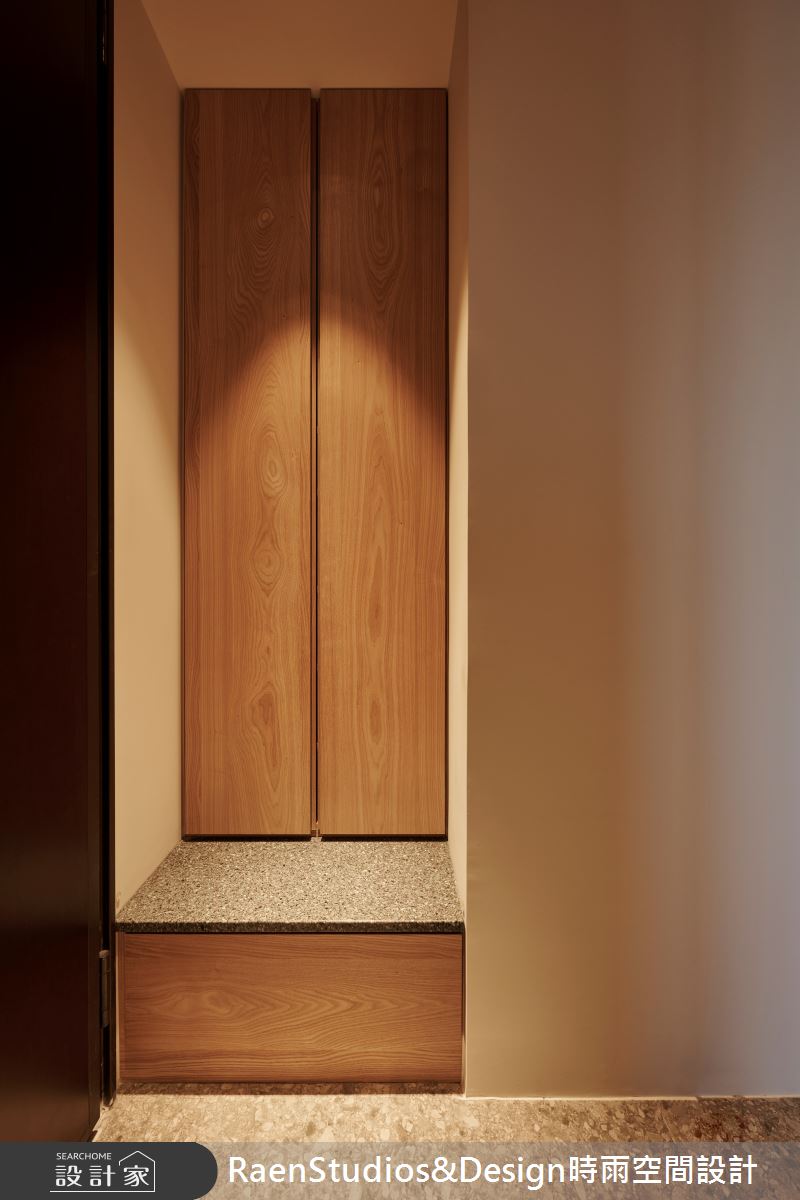 21坪新成屋(5年以下)＿工業風玄關案例圖片＿時雨空間設計＿時雨_異鄉有家 my home abroad之1