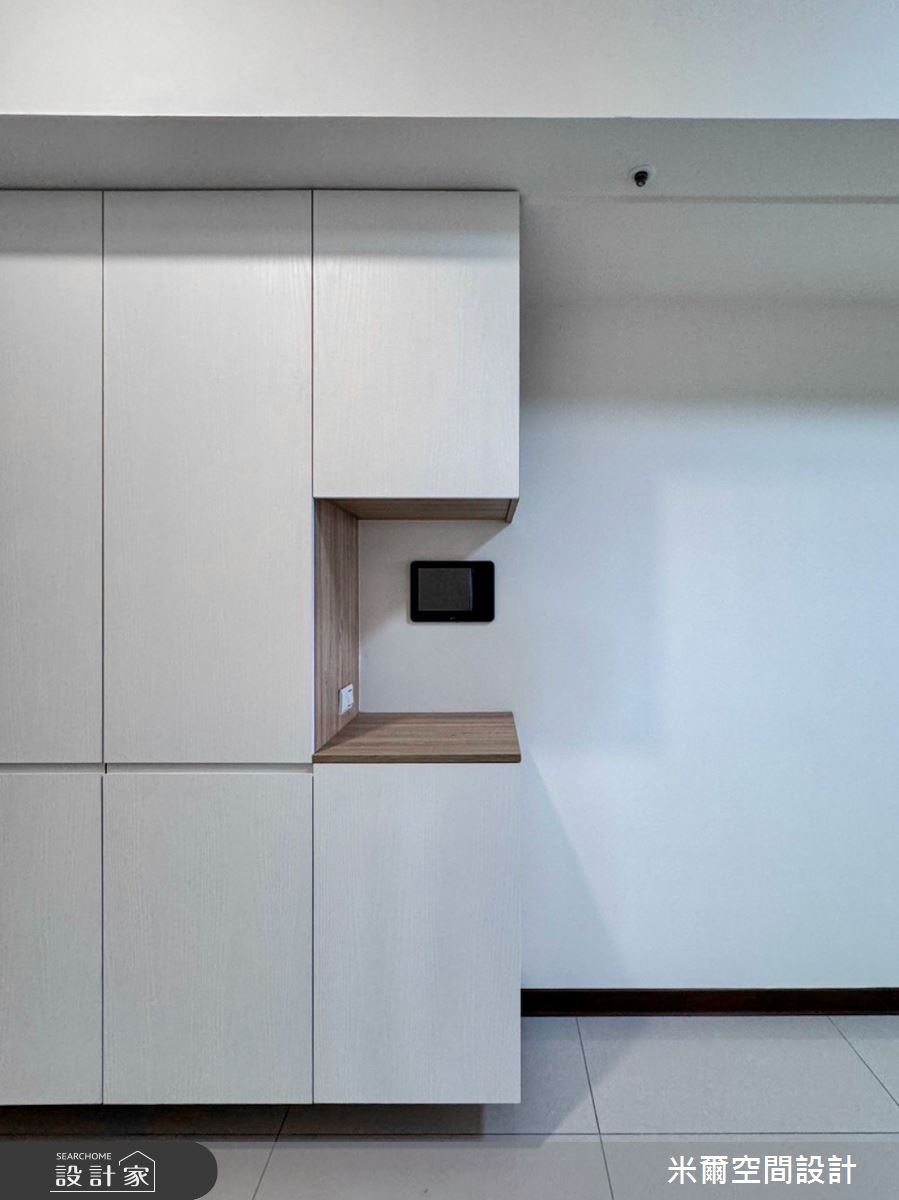 25坪新成屋(5年以下)＿現代風玄關案例圖片＿米爾空間設計＿米爾_超站S_台北大同之3