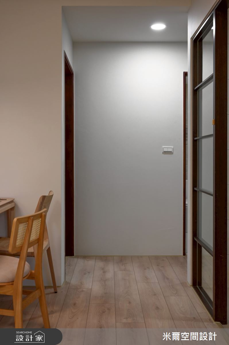 25坪新成屋(5年以下)＿現代風走廊案例圖片＿米爾空間設計＿米爾_昌益璽硯_新竹竹北之21