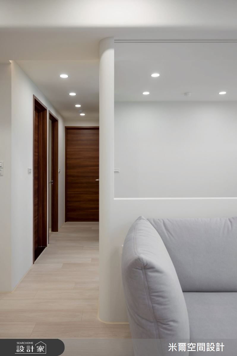 28坪新成屋(5年以下)＿現代風客廳案例圖片＿米爾空間設計＿米爾_學府首席_新竹市之27
