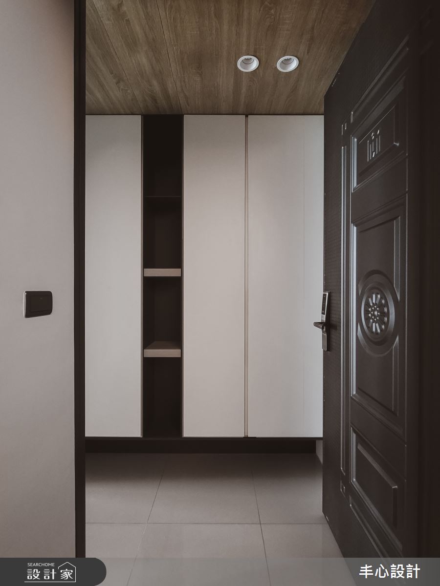 34坪新成屋(5年以下)＿現代風玄關案例圖片＿丰心設計＿丰心_中山寓所之1