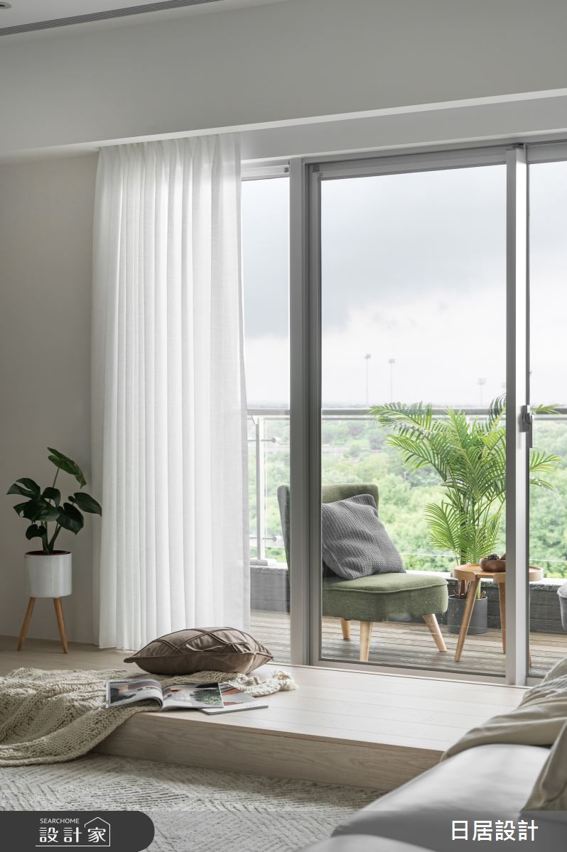 40坪新成屋(5年以下)＿混搭風客廳臥榻陽台案例圖片＿日居設計＿日居_芬多精饗宴之22