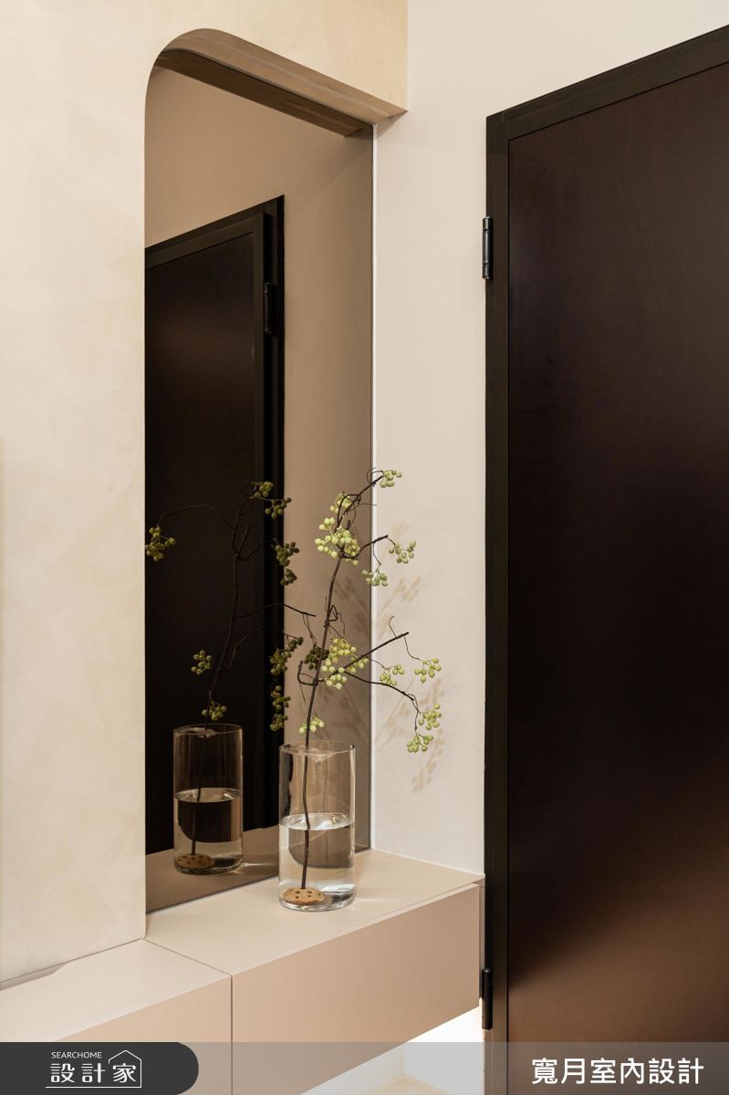 13坪新成屋(5年以下)＿奶茶風玄關案例圖片＿寬月室內裝修設計股份有限公司＿寬月_34｜沐光・映白・寧謐之2