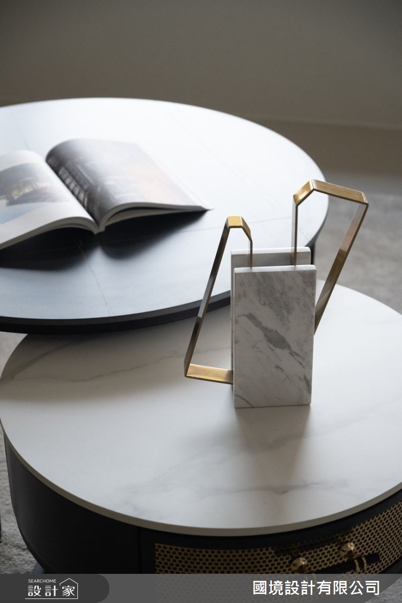 35坪新成屋(5年以下)＿現代風客廳案例圖片＿國境設計有限公司＿國境設計中心—都峰苑-靜之7