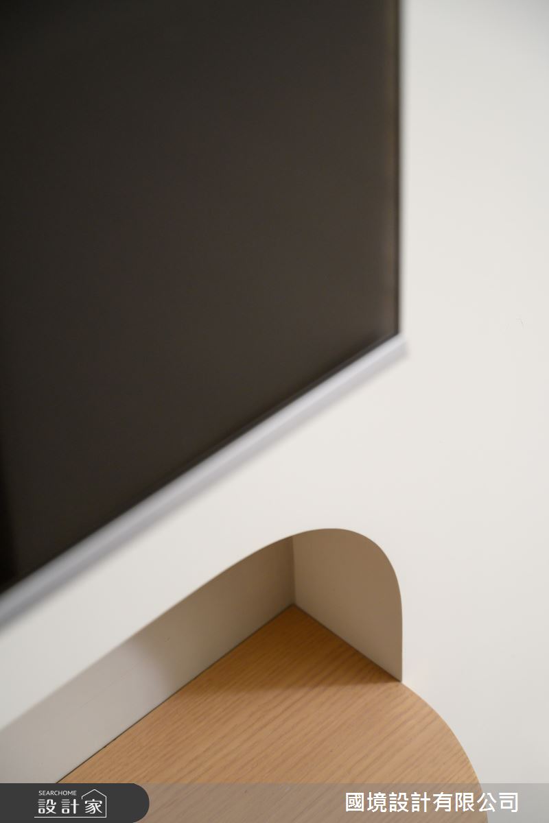 8坪新成屋(5年以下)＿簡約風客廳案例圖片＿國境設計有限公司＿國境設計中心—圓角之16