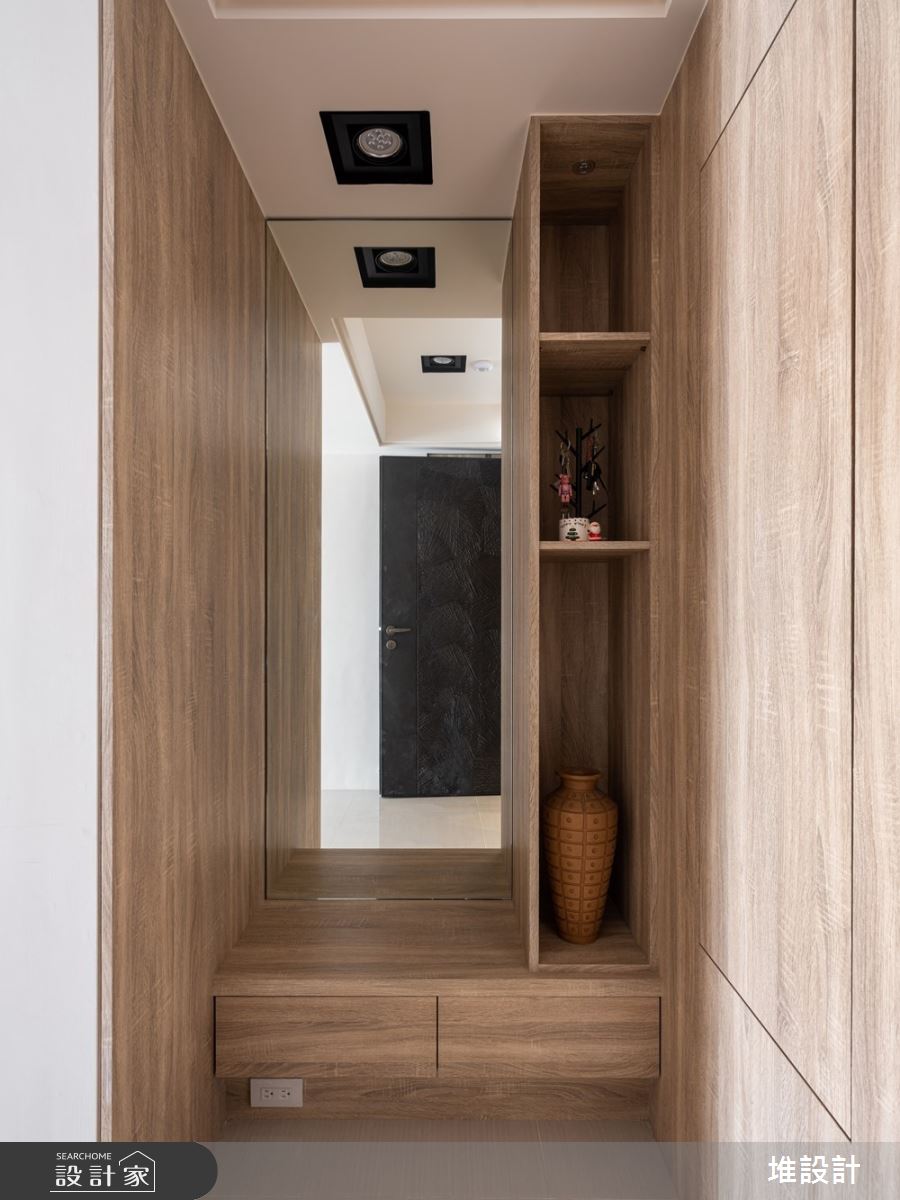 34坪新成屋(5年以下)＿現代風玄關案例圖片＿堆設計室內裝修＿堆設計_01之2