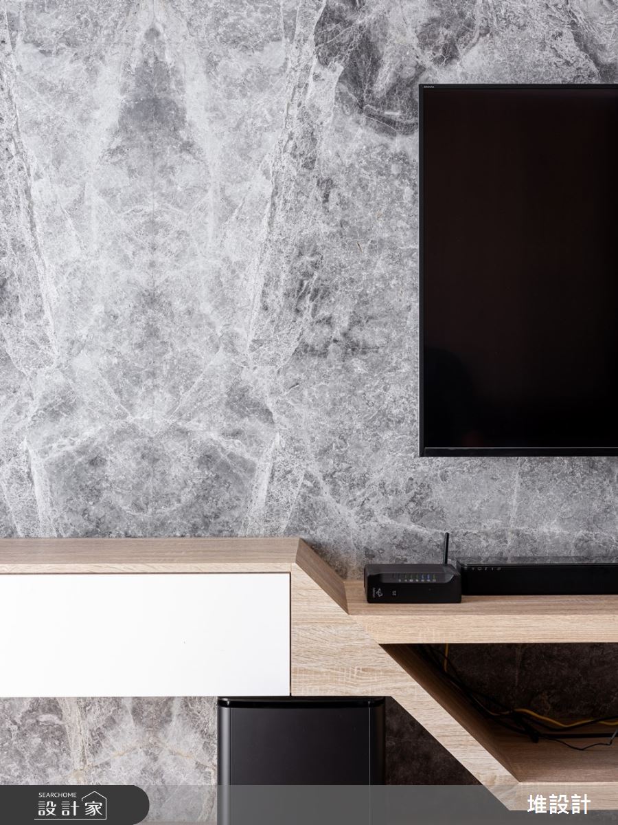 34坪新成屋(5年以下)＿現代風客廳案例圖片＿堆設計室內裝修＿堆設計_01之10