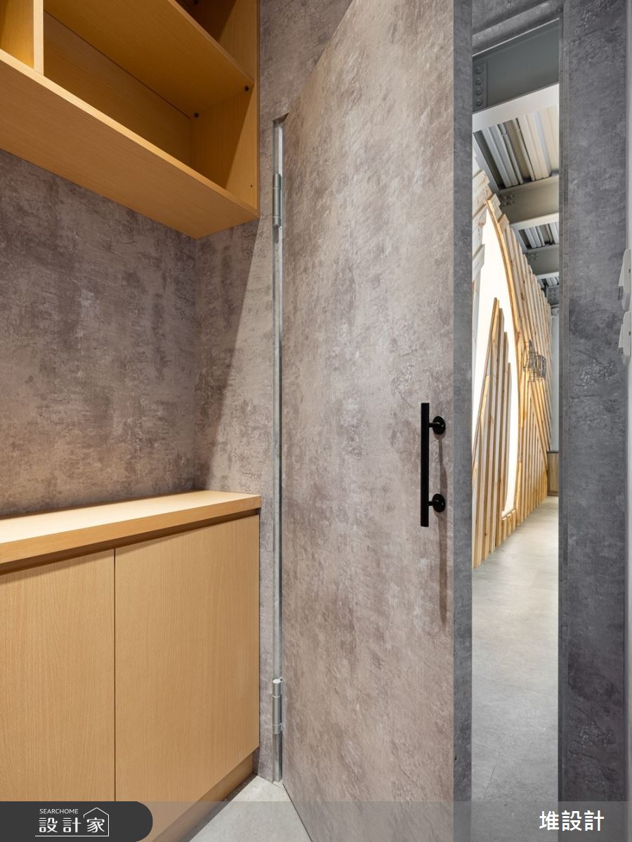 36坪新成屋(5年以下)＿工業風多功能室案例圖片＿堆設計室內裝修＿堆設計_05之14