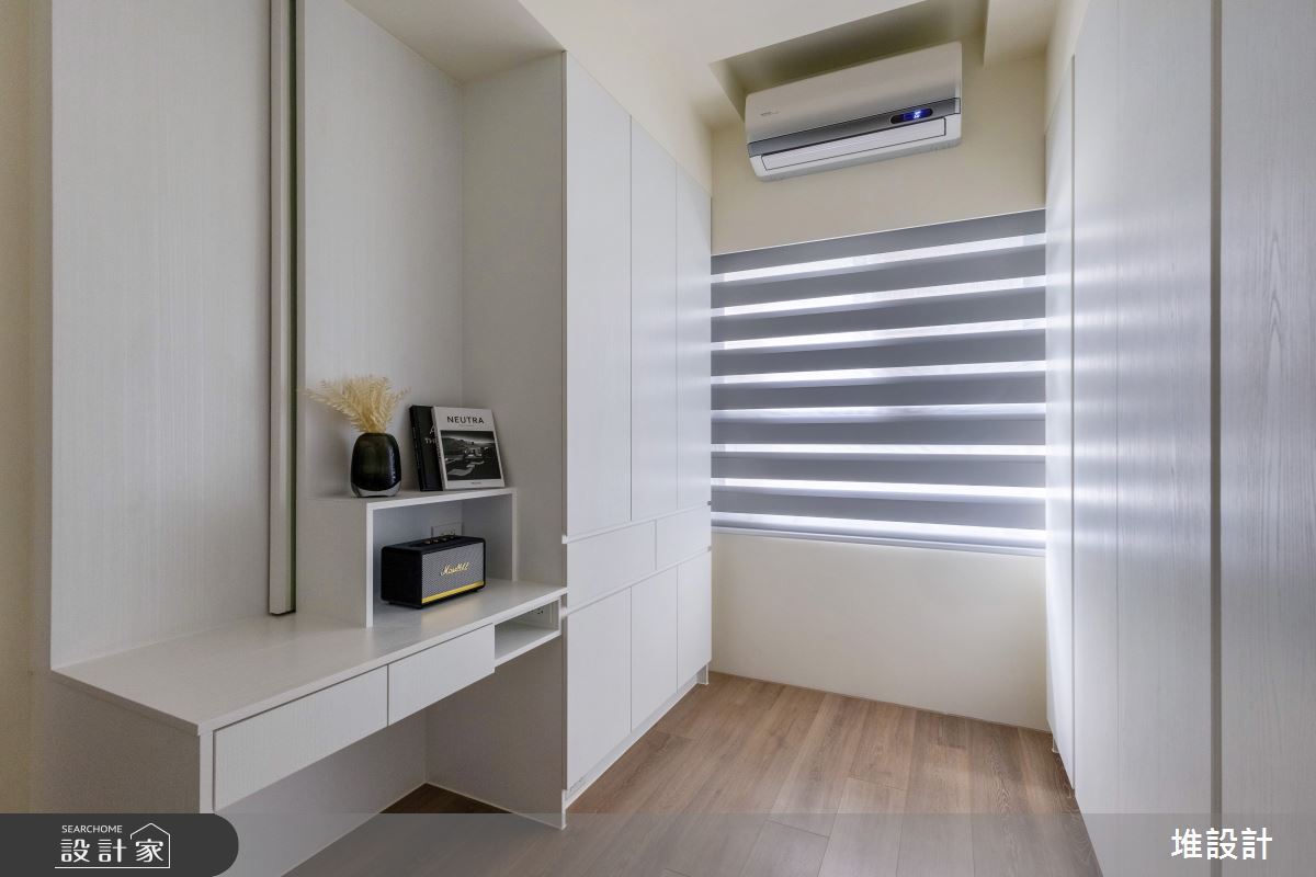 25坪新成屋(5年以下)＿現代簡約風更衣間案例圖片＿堆設計室內裝修＿堆設計_22之20