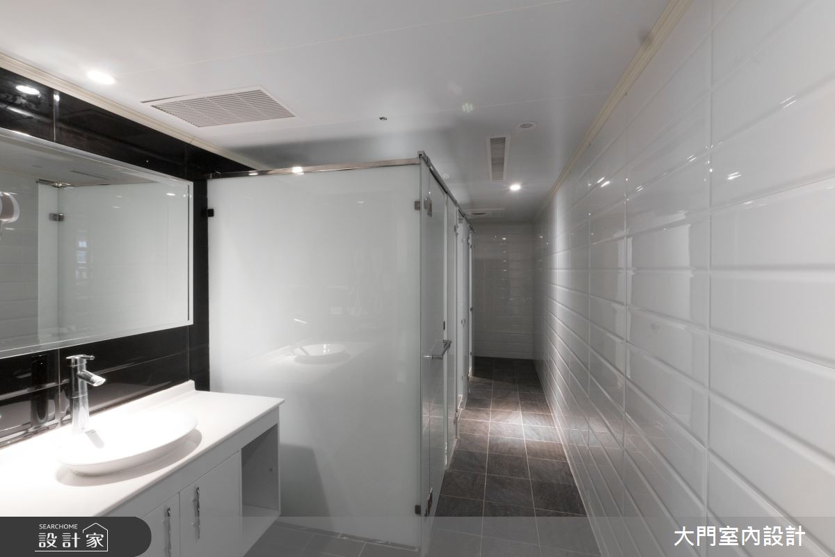 200坪中古屋(5~15年)＿簡約風浴室案例圖片＿大門室內裝修設計工程有限公司＿大門_大門×熊熊來運動之20
