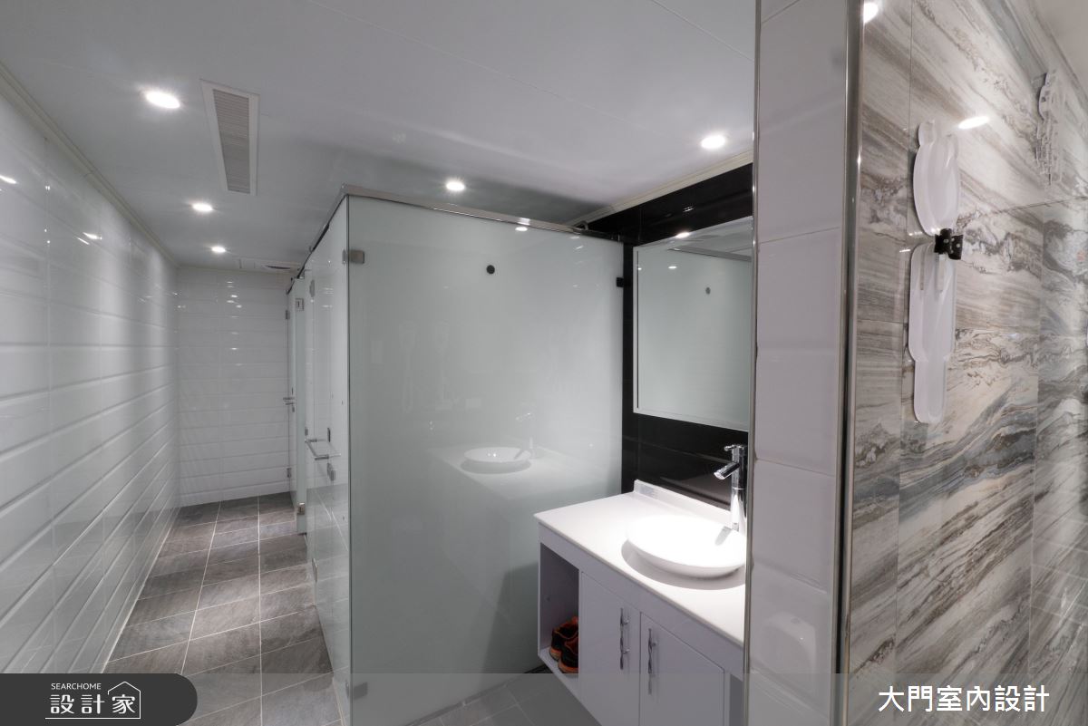 200坪中古屋(5~15年)＿簡約風浴室案例圖片＿大門室內裝修設計工程有限公司＿大門_大門×熊熊來運動之18