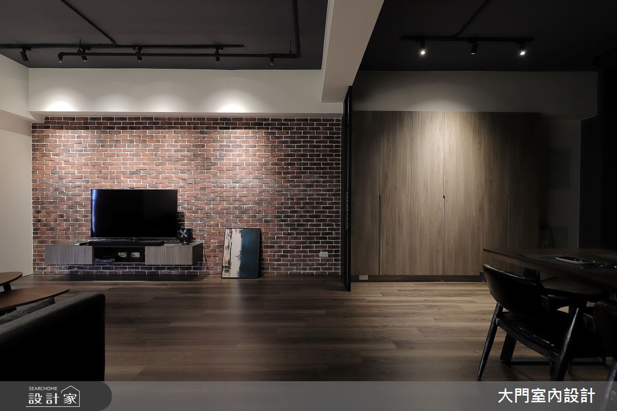 30坪新成屋(5年以下)＿工業風客廳案例圖片＿大門室內裝修設計工程有限公司＿大門_微工業・創作之5