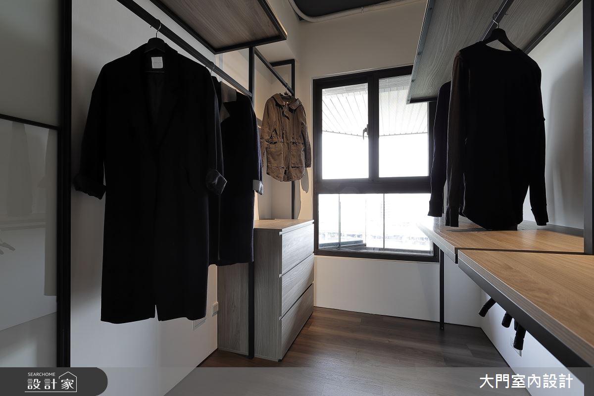 30坪新成屋(5年以下)＿工業風更衣間案例圖片＿大門室內裝修設計工程有限公司＿大門_微工業・創作之24