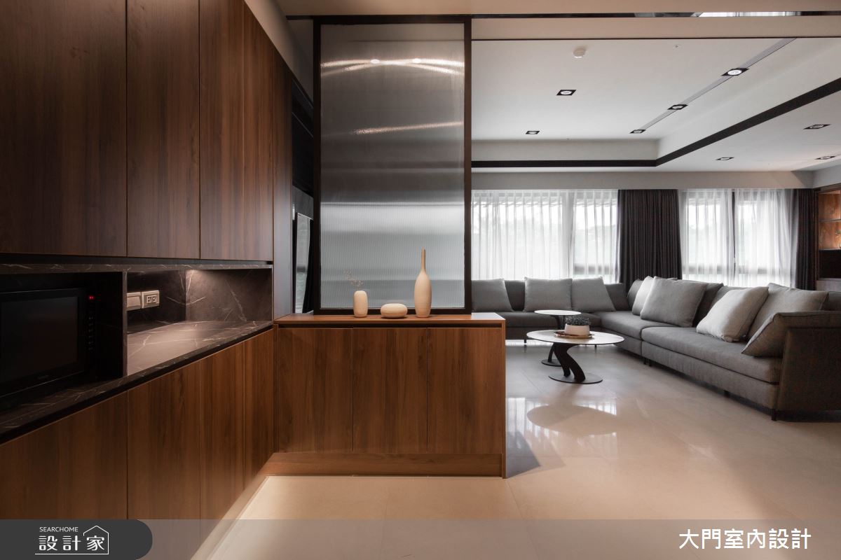 77坪新成屋(5年以下)＿現代風客廳案例圖片＿大門室內裝修設計工程有限公司＿大門_太平・郭象・逍遙之2