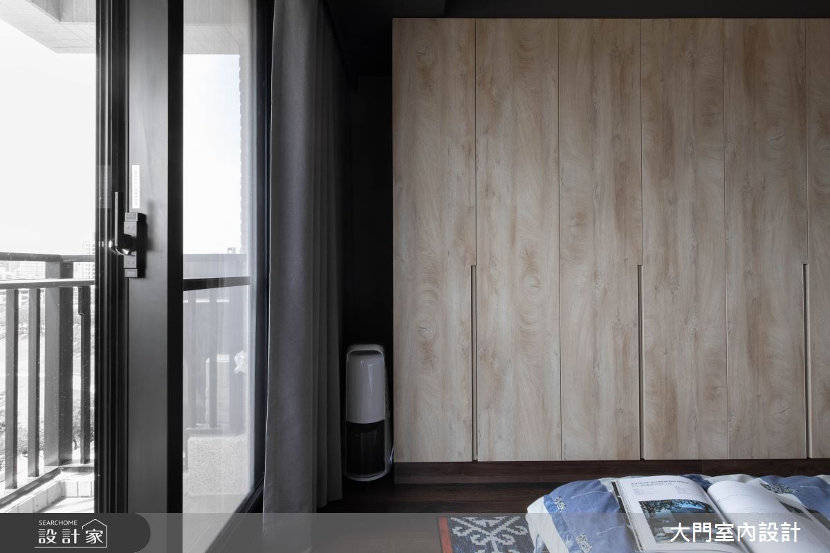 45坪新成屋(5年以下)＿現代風臥室陽台案例圖片＿大門室內裝修設計工程有限公司＿大門_詹姆斯貝之31