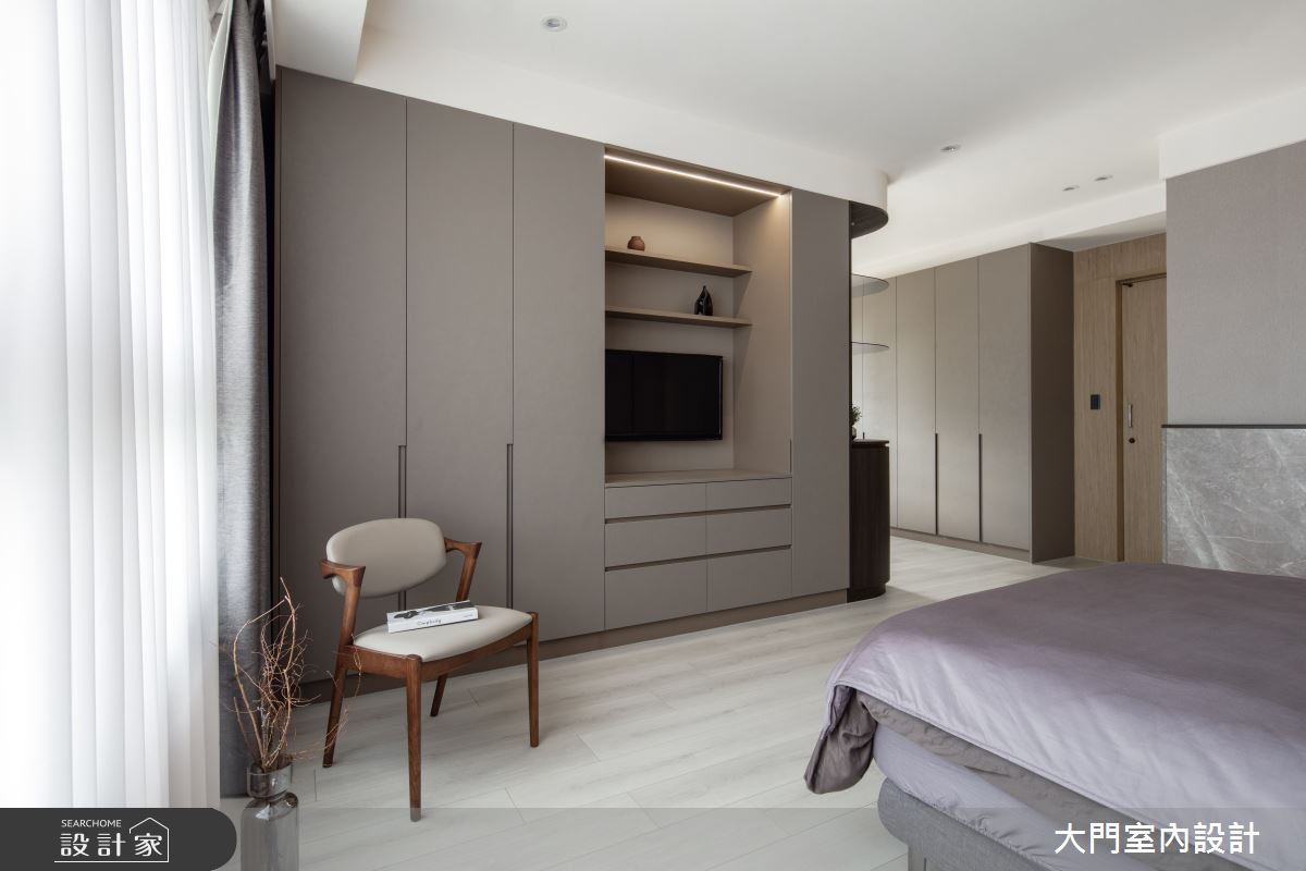 60坪新成屋(5年以下)＿現代風臥室案例圖片＿大門室內裝修設計工程有限公司＿大門_禾慕・太平之17