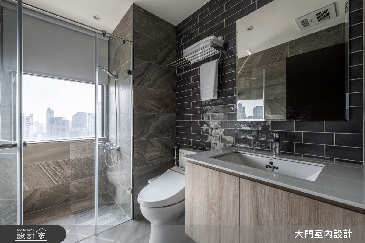 43坪中古屋(5~15年)＿現代風浴室案例圖片＿大門室內裝修設計工程有限公司＿大門_質域・淬鍊之15