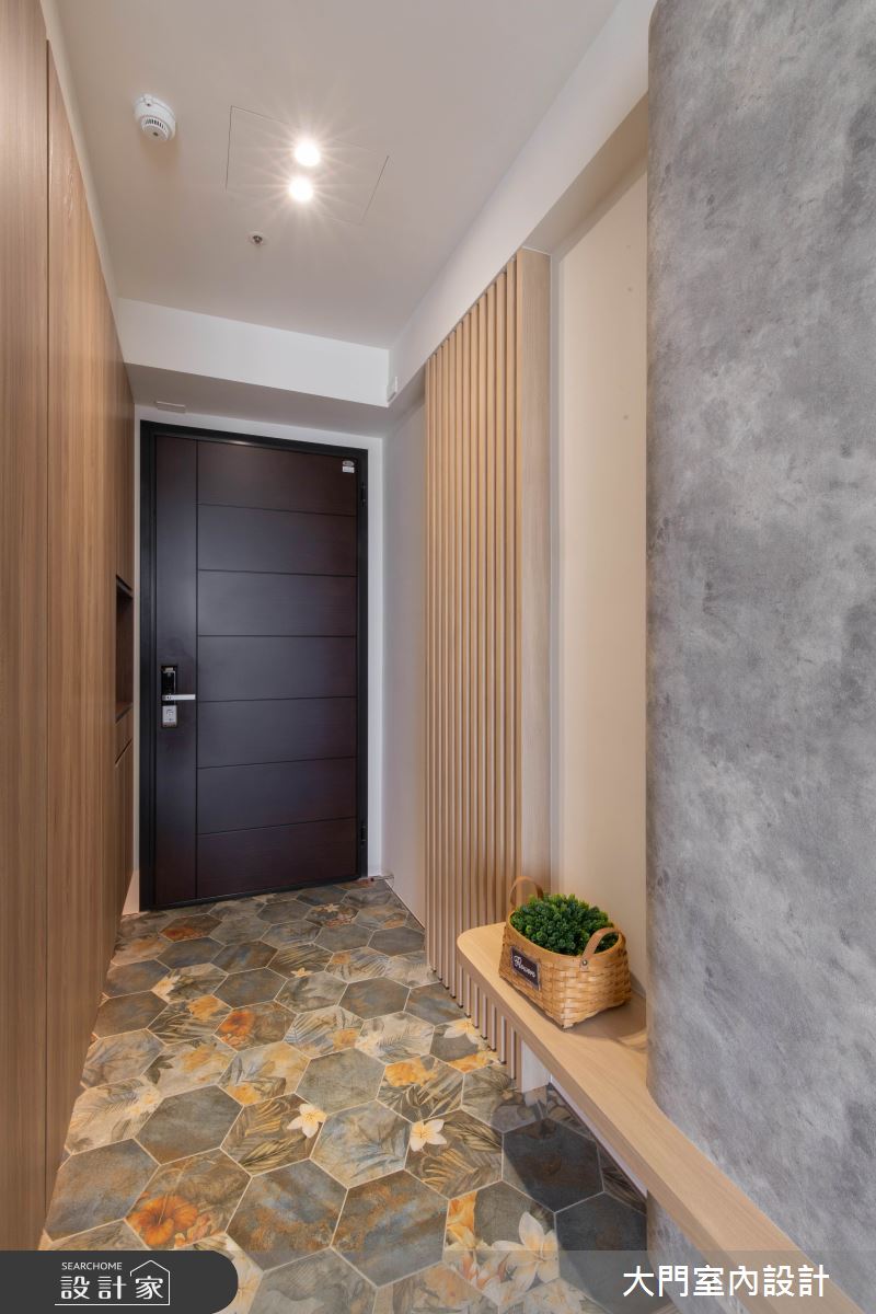 21坪新成屋(5年以下)＿日式無印風玄關案例圖片＿大門室內裝修設計工程有限公司＿大門_光之家之1