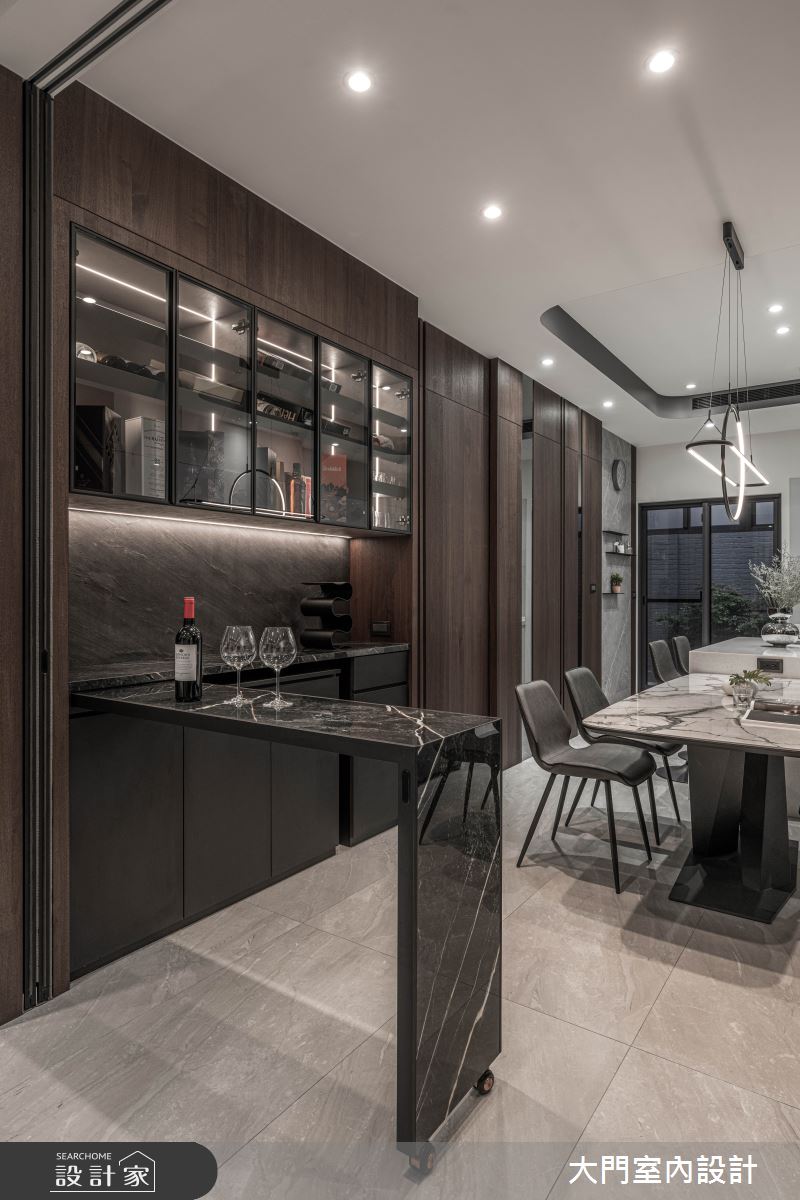 109坪新成屋(5年以下)＿現代風餐廳廚房吧檯中島案例圖片＿大門室內裝修設計工程有限公司＿大門_灼灼・金罍之10