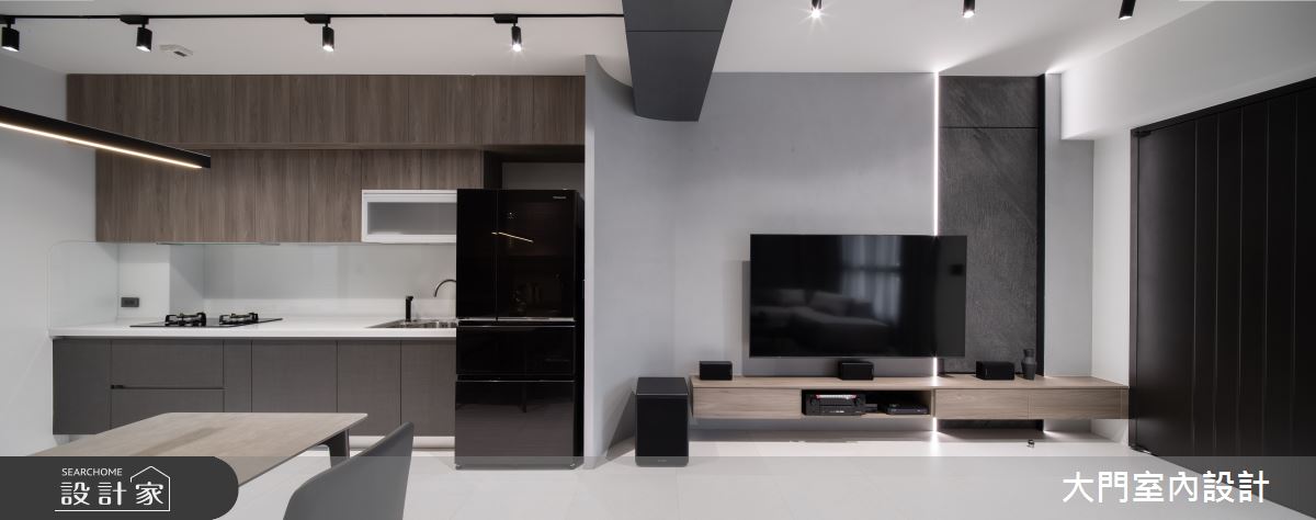 41坪新成屋(5年以下)＿現代風客廳廚房案例圖片＿大門室內裝修設計工程有限公司＿大門_形體之1