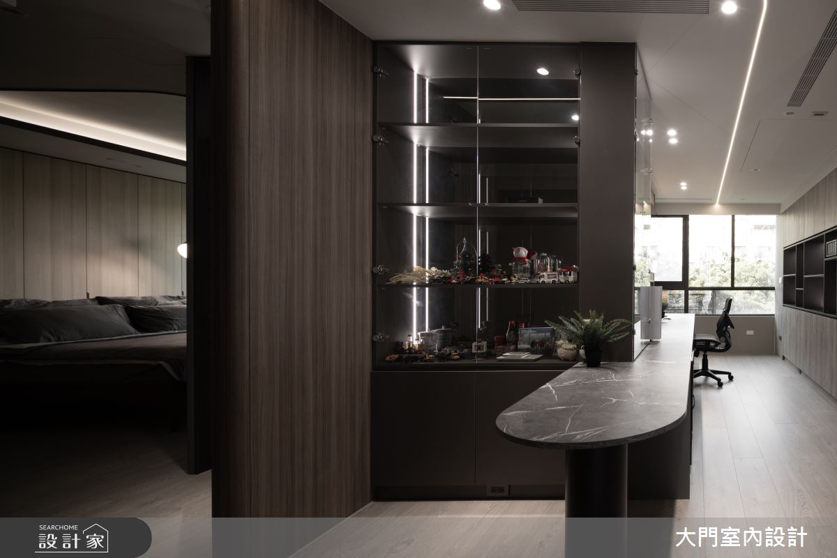 16坪中古屋(5~15年)＿現代風書房工作區案例圖片＿大門室內裝修設計工程有限公司＿大門_睦凝・瓦茲之1