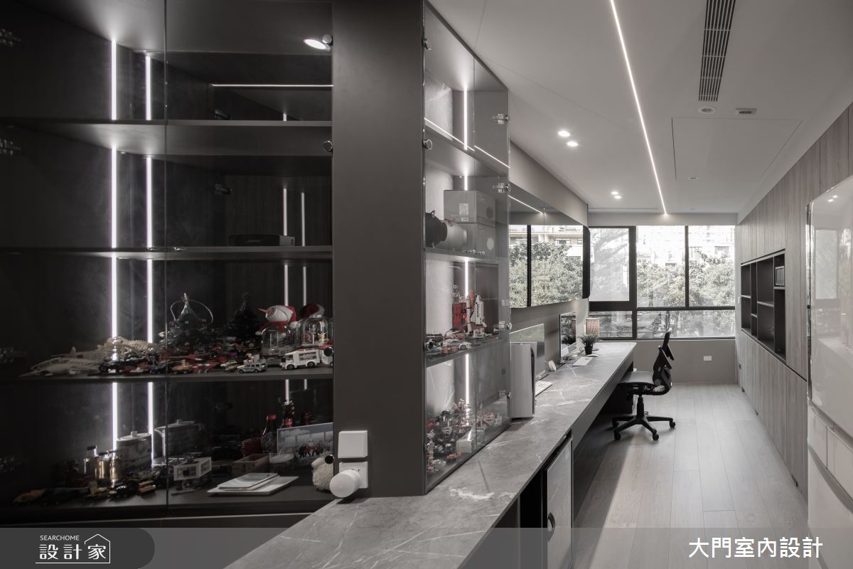 16坪中古屋(5~15年)＿現代風書房工作區案例圖片＿大門室內裝修設計工程有限公司＿大門_睦凝・瓦茲之2