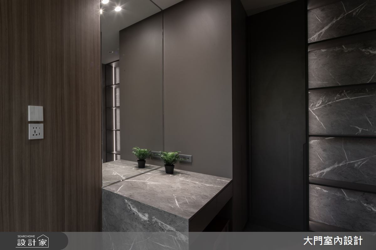 16坪中古屋(5~15年)＿現代風更衣間案例圖片＿大門室內裝修設計工程有限公司＿大門_睦凝・瓦茲之15