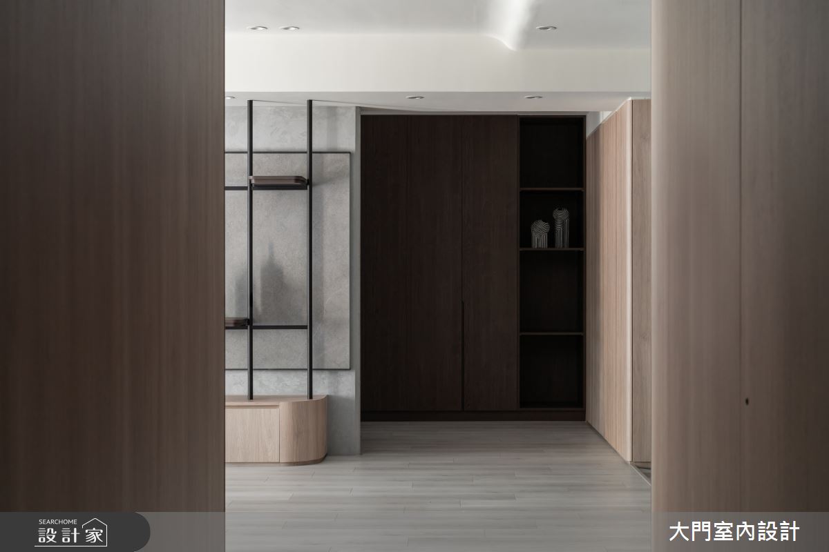 40坪新成屋(5年以下)＿現代風客廳案例圖片＿大門室內裝修設計工程有限公司＿大門_御伽草紙之16