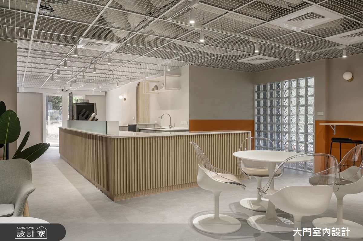 30坪老屋(41~50年)＿現代風商業空間案例圖片＿大門室內裝修設計工程有限公司＿大門_動物園．入入之6