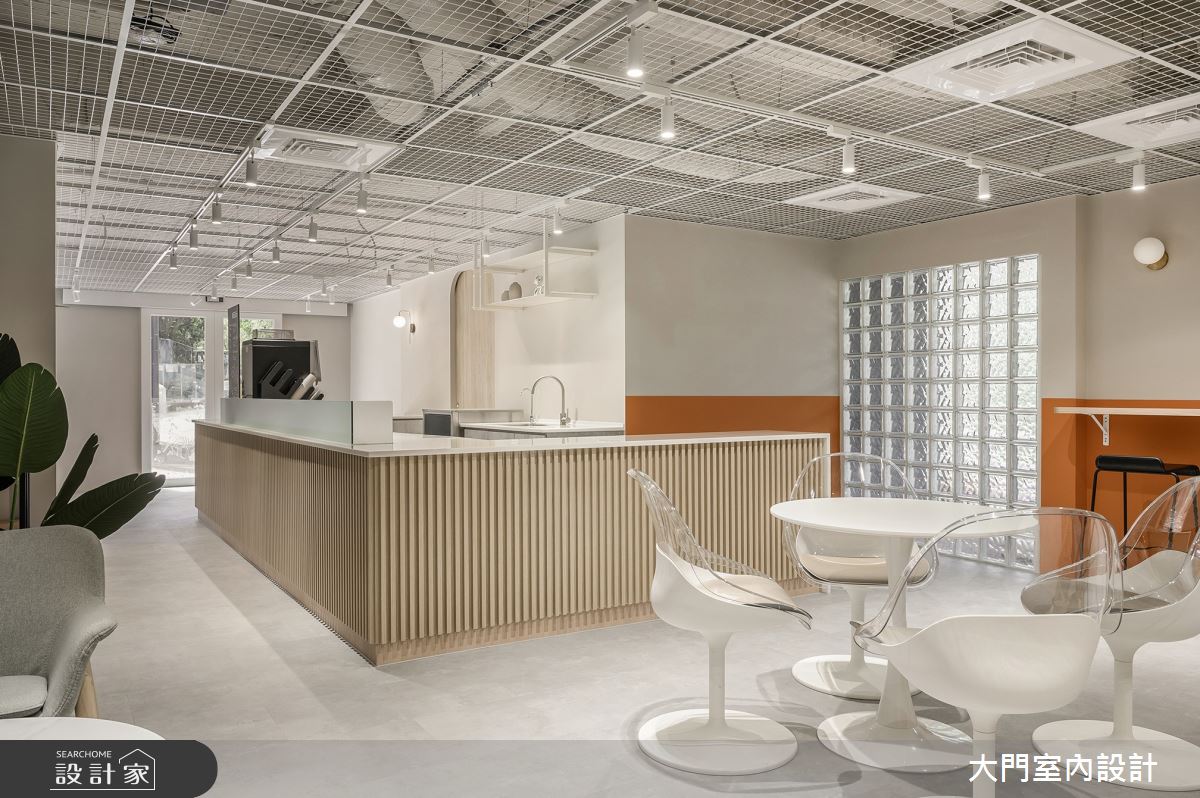 30坪老屋(41~50年)＿現代風商業空間案例圖片＿大門室內裝修設計工程有限公司＿大門_動物園．入入之15