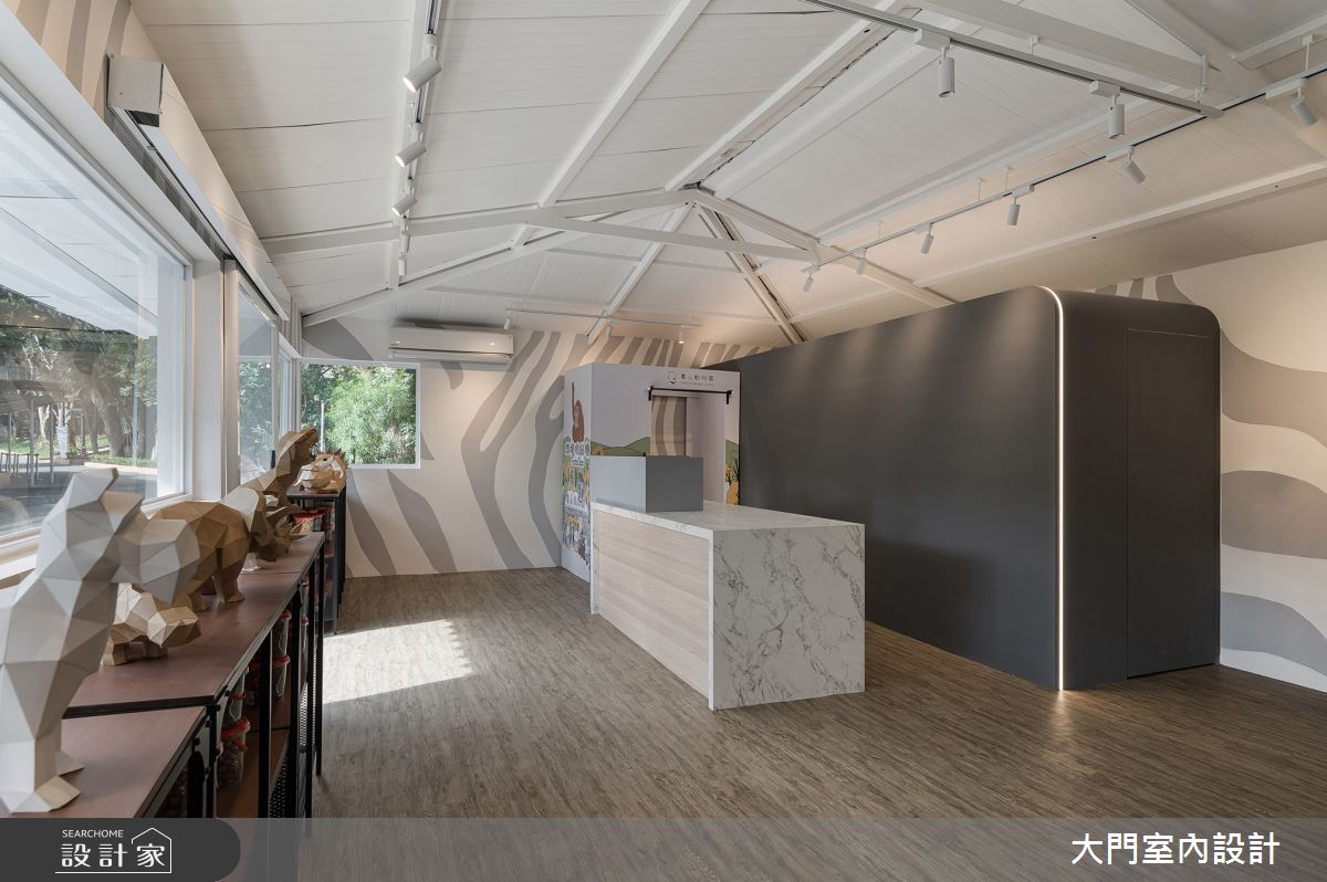 30坪老屋(41~50年)＿現代風商業空間案例圖片＿大門室內裝修設計工程有限公司＿大門_動物園．啵得廚房之8