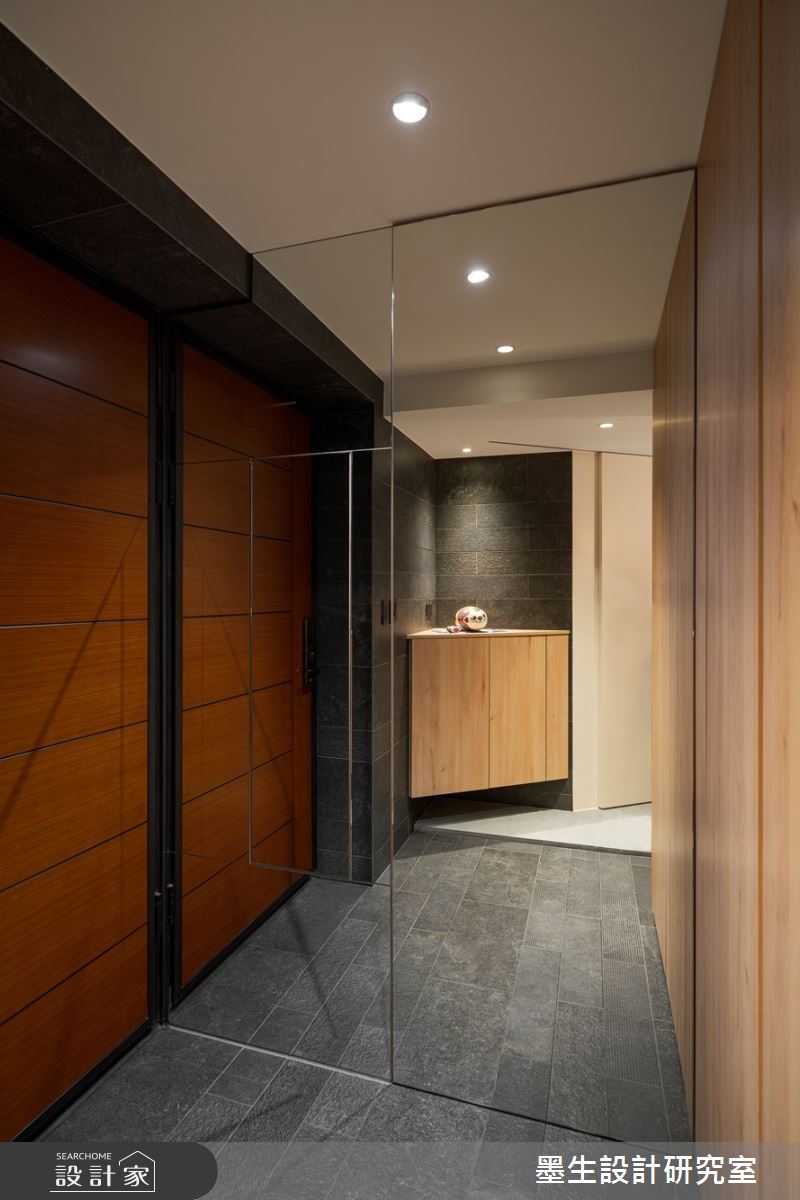 21坪新成屋(5年以下)＿Japandi風玄關案例圖片＿墨生設計研究室＿墨生_緣側(えんがわ)之1