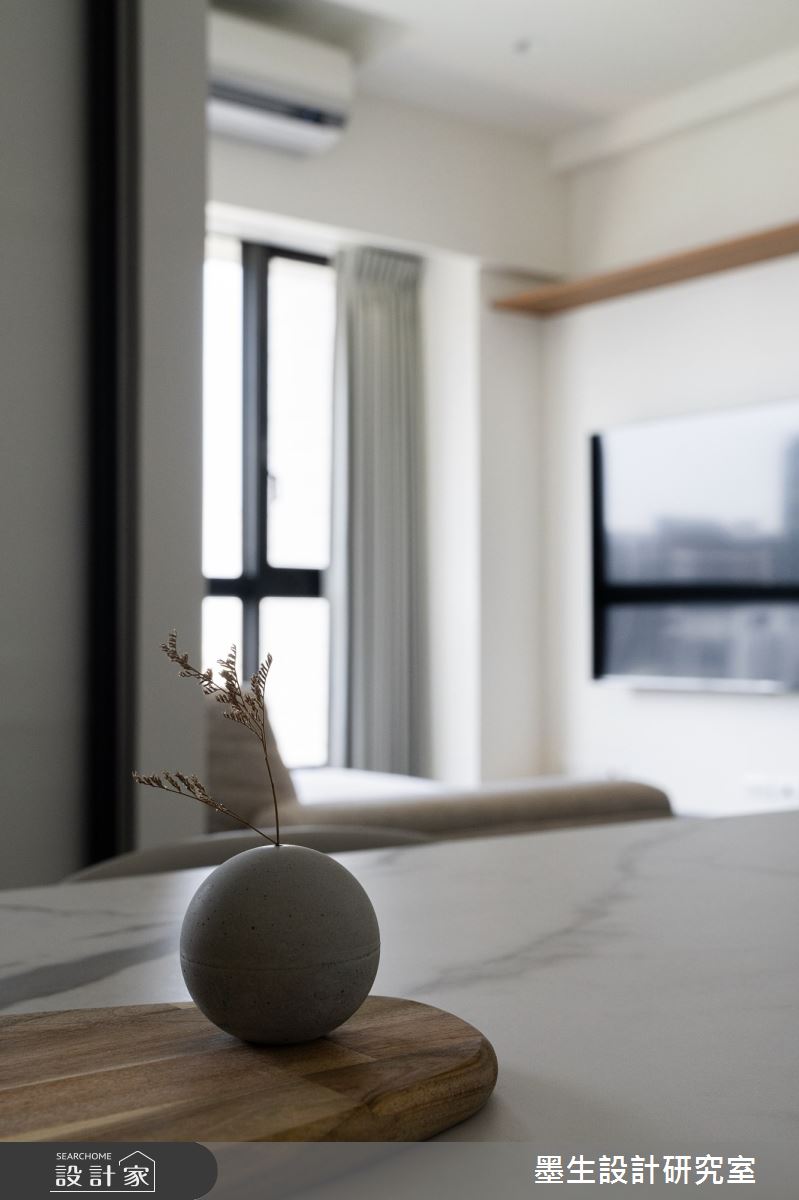 13坪新成屋(5年以下)＿日式無印風客廳餐廳案例圖片＿墨生設計研究室＿墨生_雨水之11