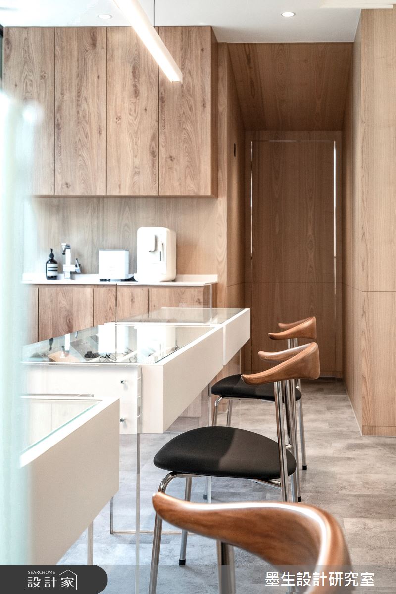 57坪新成屋(5年以下)＿日式風商業空間案例圖片＿墨生設計研究室＿墨生_晨晞光學之9