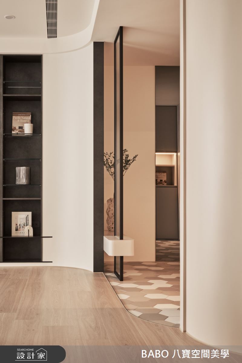 22坪中古屋(5~15年)＿現代風玄關客廳案例圖片＿八寶空間美學＿八寶_月明之4