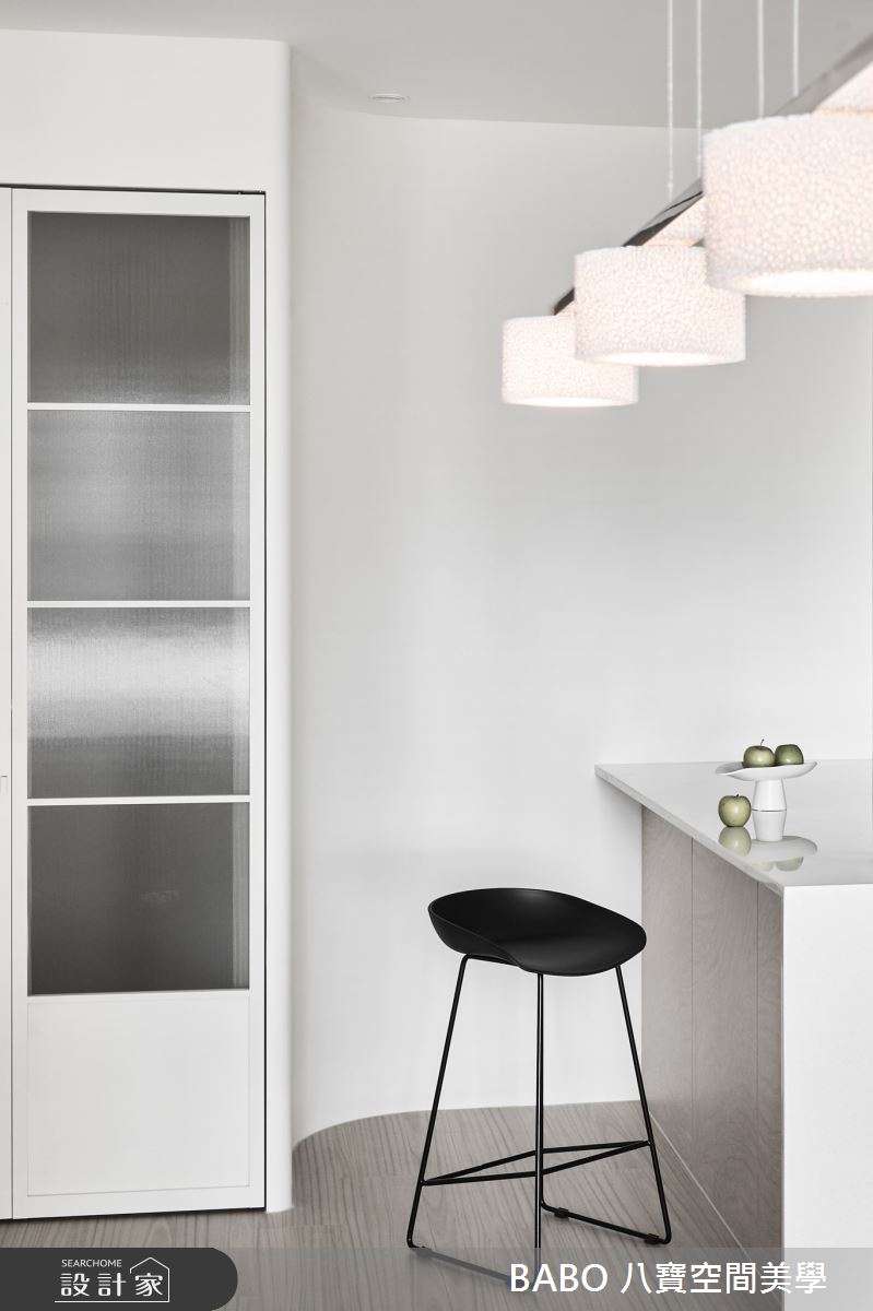 32坪新成屋(5年以下)＿簡約風吧檯中島案例圖片＿八寶空間美學＿八寶_一抹，白之13