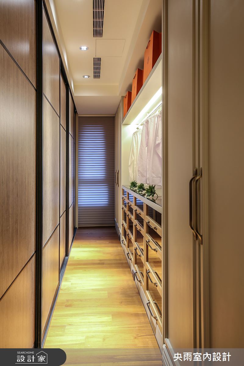 150坪中古屋(5~15年)＿美式風格更衣間案例圖片＿央雨室內設計＿央雨_台中獨立森林_美式風格之15