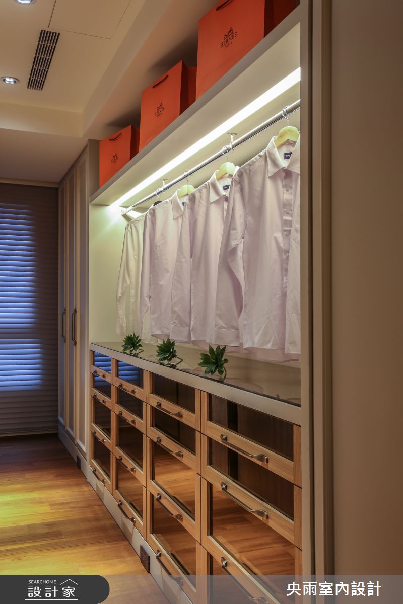 150坪中古屋(5~15年)＿美式風格更衣間案例圖片＿央雨室內設計＿央雨_台中獨立森林_美式風格之16
