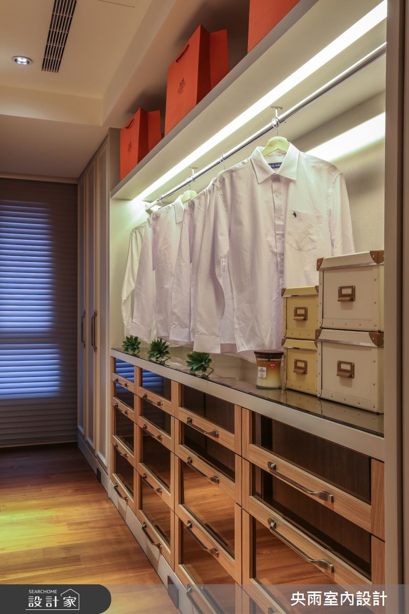 150坪中古屋(5~15年)＿美式風格更衣間案例圖片＿央雨室內設計＿央雨_台中獨立森林_美式風格之17