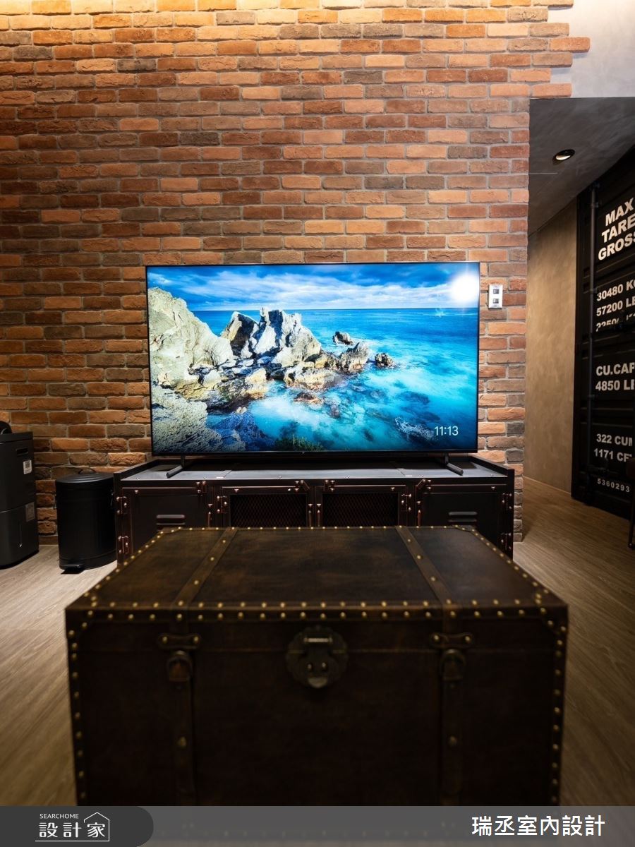 16坪新成屋(5年以下)＿工業風客廳案例圖片＿瑞丞室內設計＿瑞丞_16坪工業風_基隆新橫濱之17